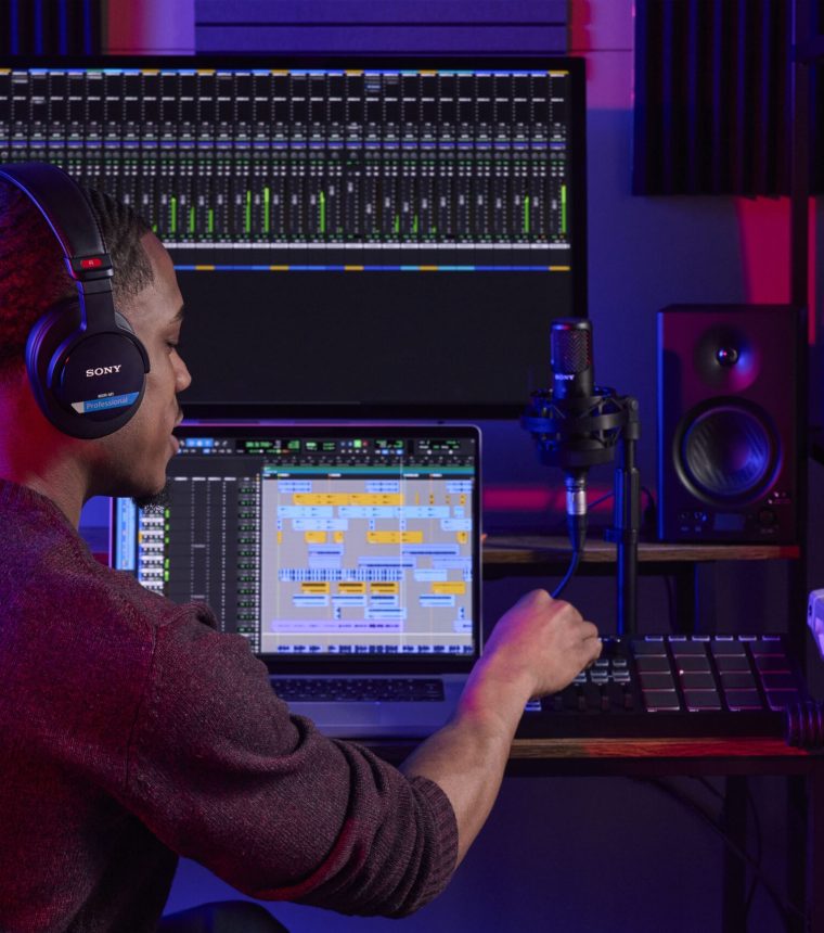 M1 HomeStudio